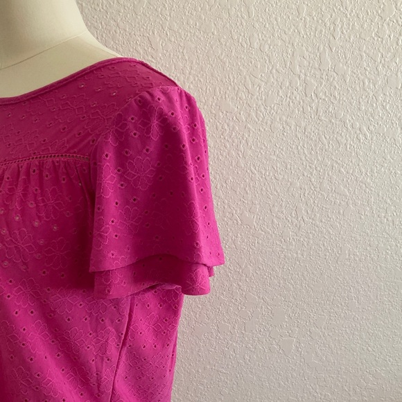 Nanette Lepore Fuchsia Eyelet Short Sleeve Top - Picture 4 of 9